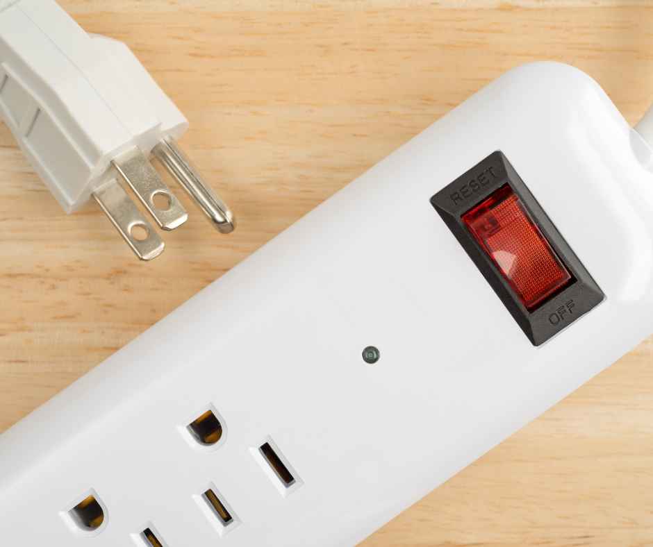 Small outlet surge protector